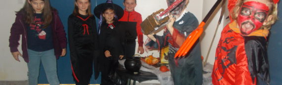 Boo!!!  -Article bilingue –